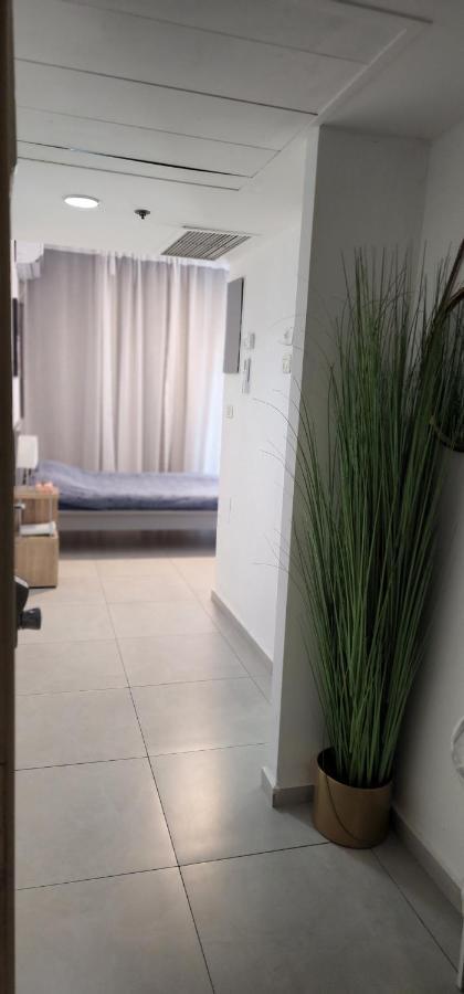 דירת חדר יפה ונעימה באיזור פסטורלי ושקט Apartman Zichron Ja’akow Kültér fotó