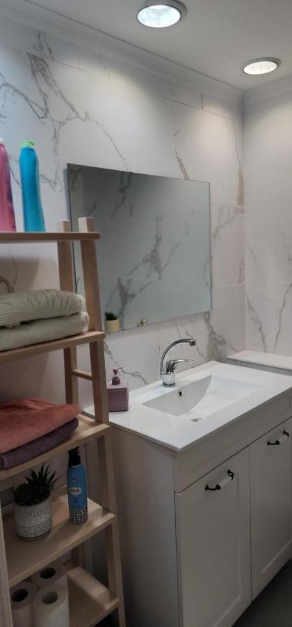 דירת חדר יפה ונעימה באיזור פסטורלי ושקט Apartman Zichron Ja’akow Kültér fotó