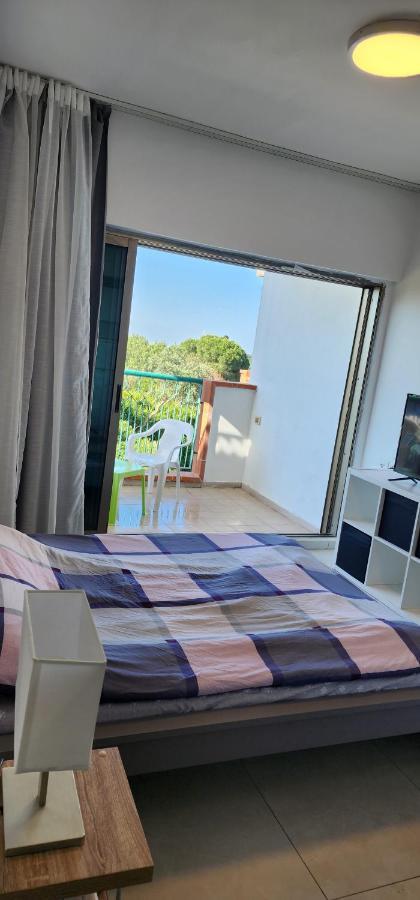 דירת חדר יפה ונעימה באיזור פסטורלי ושקט Apartman Zichron Ja’akow Kültér fotó